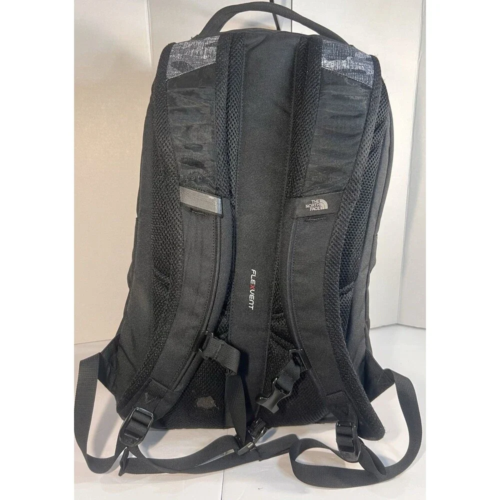 The North Face Jester NF0A3KV7 28L Backpack Black Gray Graphic FlexVent